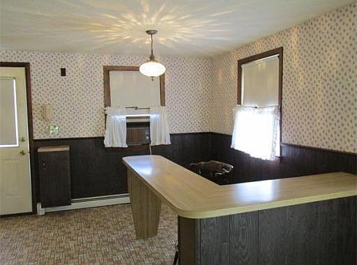 5th image of 45 Sanford St