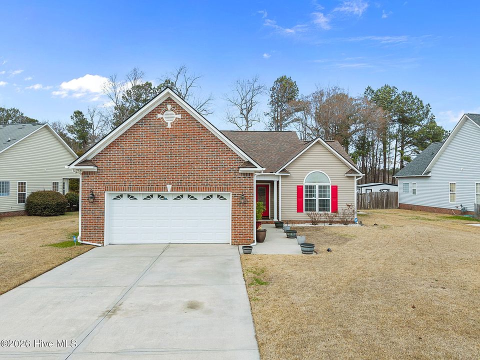 1st image of 102 Fairmont Lane