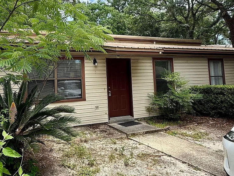 913 Landry St #5 — Photo 2