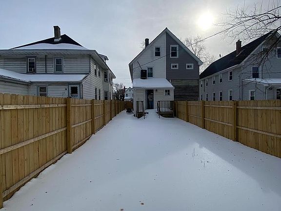3rd image of 31 8th St