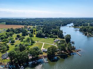 29-077F Sweet Hall Dr, Reedville, VA 22539