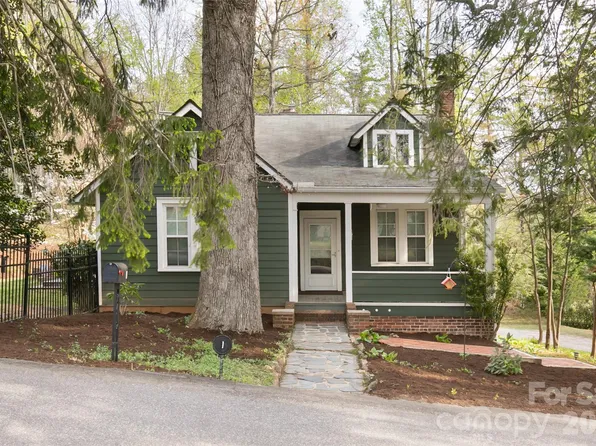 1 Ridgefield Pl, Asheville, NC 28803