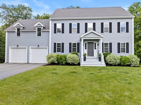 78 Crabtree Ln, Abington, MA 02351