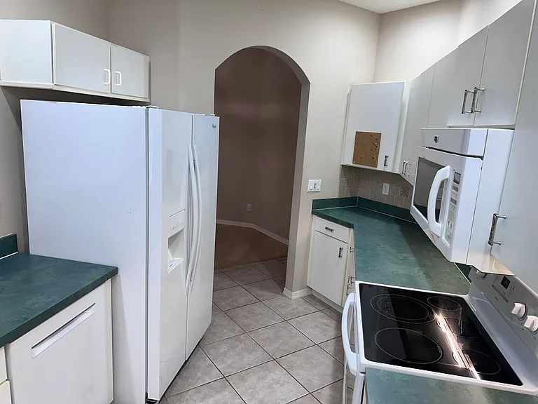 771 Crossfield Cir — Photo 26