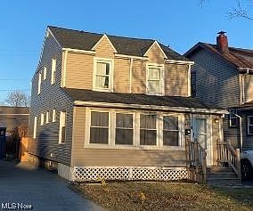 1st image of 41 E 221st St