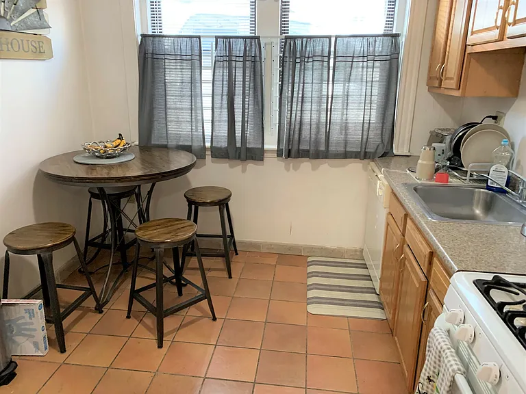 19 Egremont Rd #2 — Photo 14