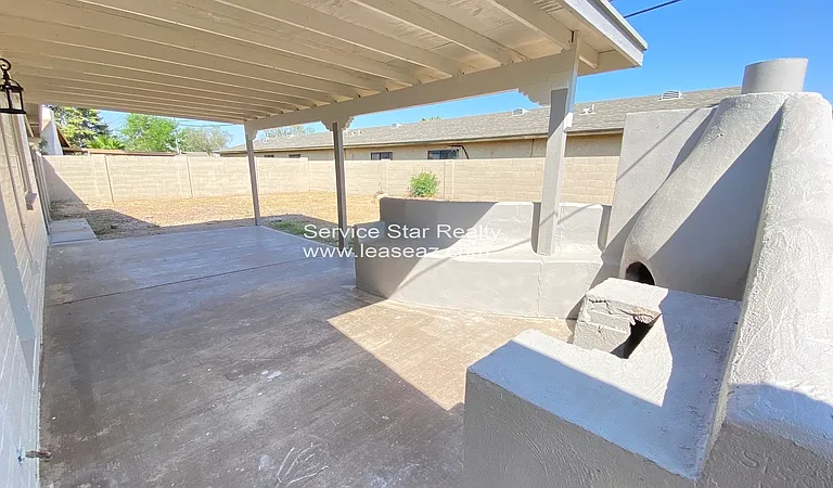 5936 W Seldon Ln — Photo 20