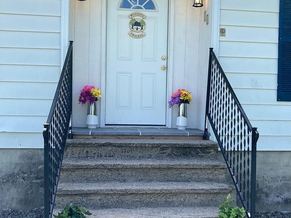 11 Lyons St, Unadilla, NY 13849 Zillow