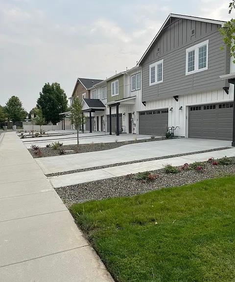 1322 S Goldking Way — Photo 17