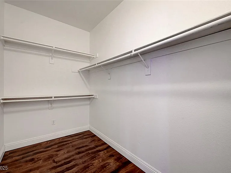 229 N Buteo Woods Ln — Photo 58