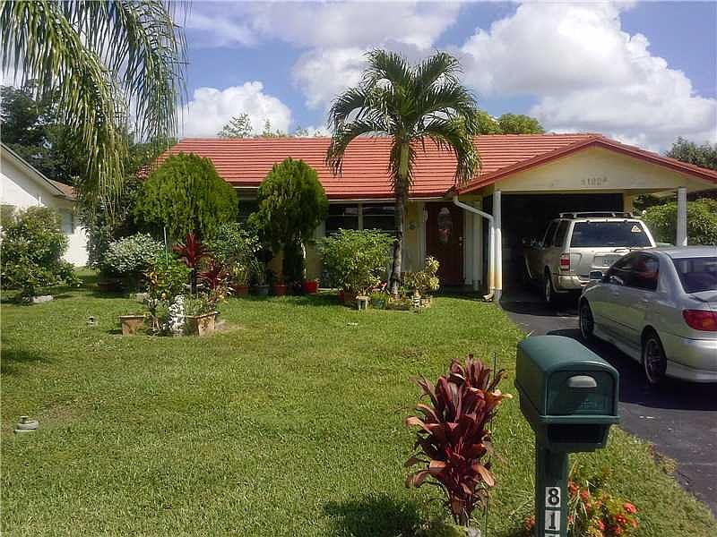 1st image of 8122 NW 93rd Ter