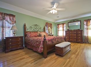 6 Applegate Rd, Millstone Township, NJ 08510