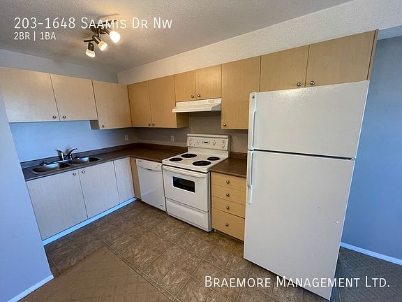3rd image of 1648 Saamis Dr NW #203
