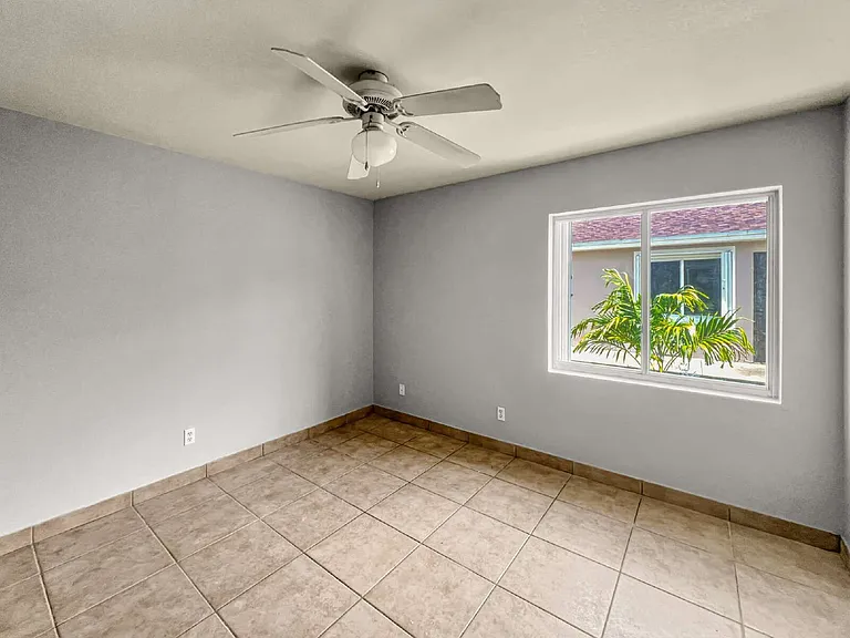 1321 SE 8th Ave #2 — Photo 17