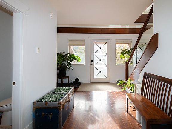 5th image of 39010 Kingfisher Rd