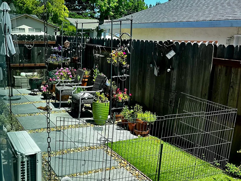 147 Karen Dr #A — Photo 12