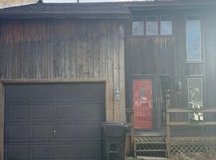 105 W 5th St, Hickman, NE 68372