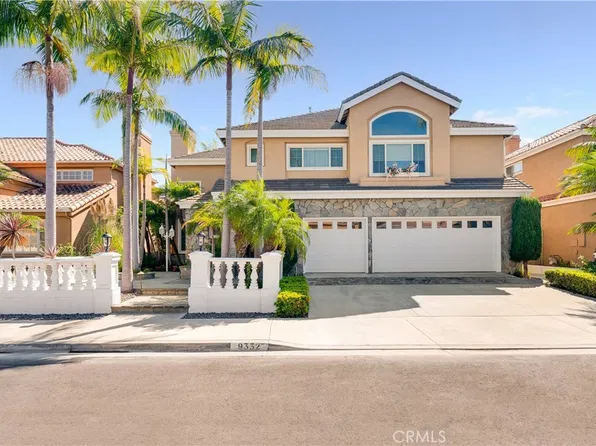 9332 Power Dr, Huntington Beach, CA 92646