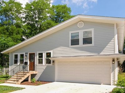 8834 Congress Park Ave, Brookfield, IL, 60513