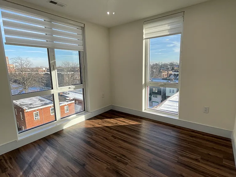 4906 Spruce St #524 — Photo 13