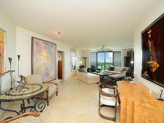 Home For Sale In The Landmark