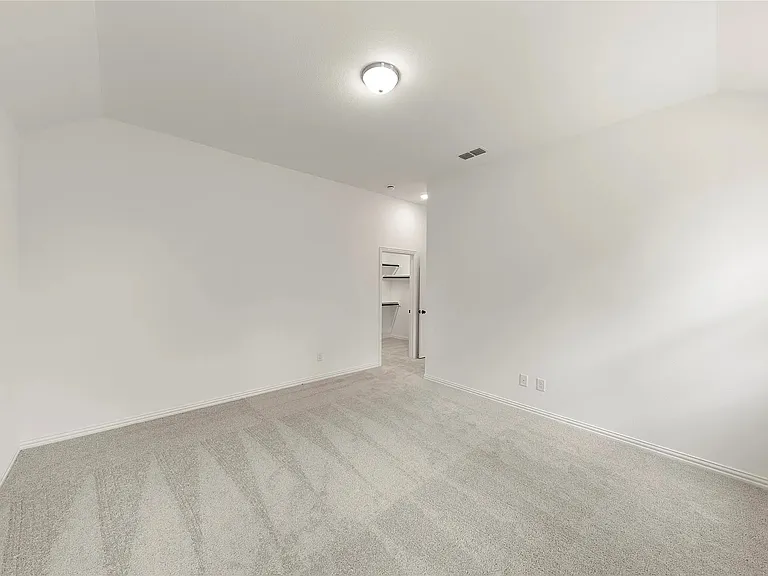 2121 Williams Rd — Photo 12