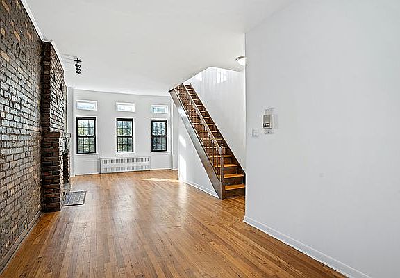 3rd image of 251 Kane St APT 9
