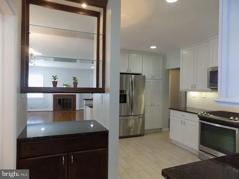 138 S Abingdon St — Photo 11