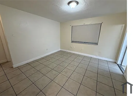 2 bed, 725 sqft, $2,199 — Photo 3