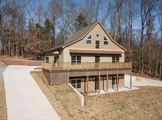 833 Riverfront Rd, Rogersville, AL 35652