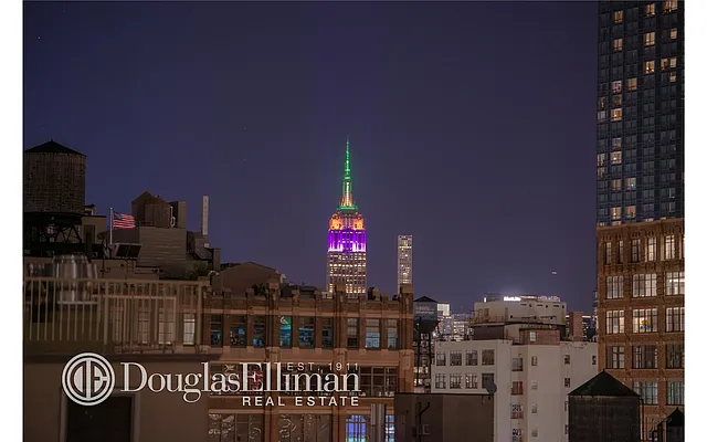 Sold by Douglas Elliman | media 36