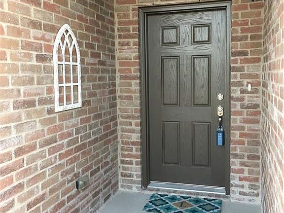 2nd image of 6608 Sierra Madre Dr