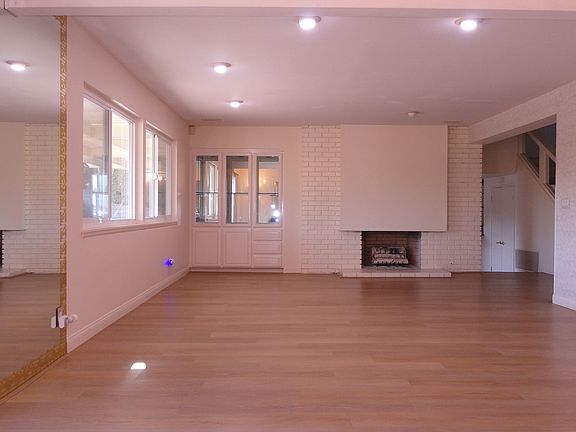 3rd image of 1100 La Senda Dr #A