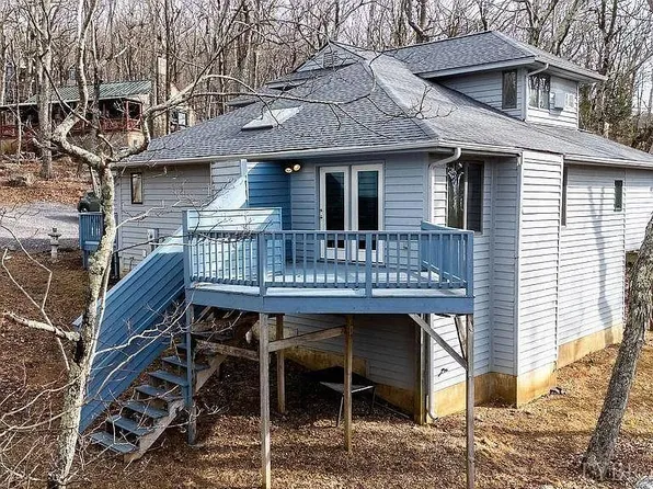 20 Red Cedar Ct, Wintergreen Resort, VA 22967