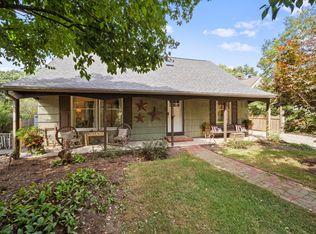 316 Canyon Dr N, Columbus, OH 43214