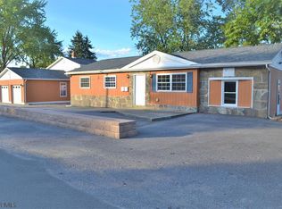 2710 Oak St, Altoona, PA 16601