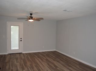 858 W Collins St, Denton, TX 76201