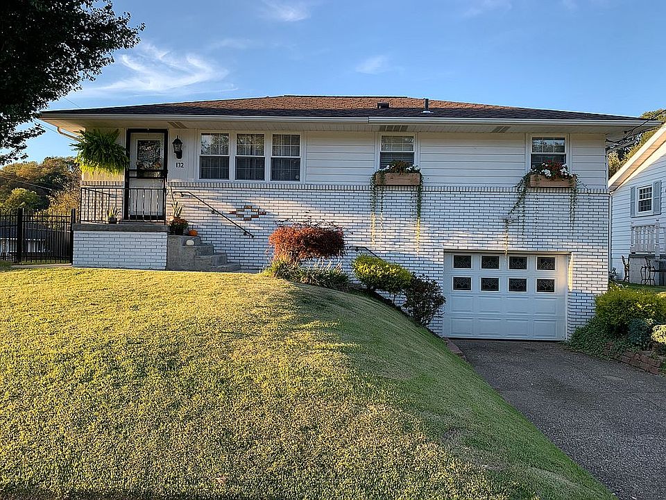1st image of 132 Theresa Dr
