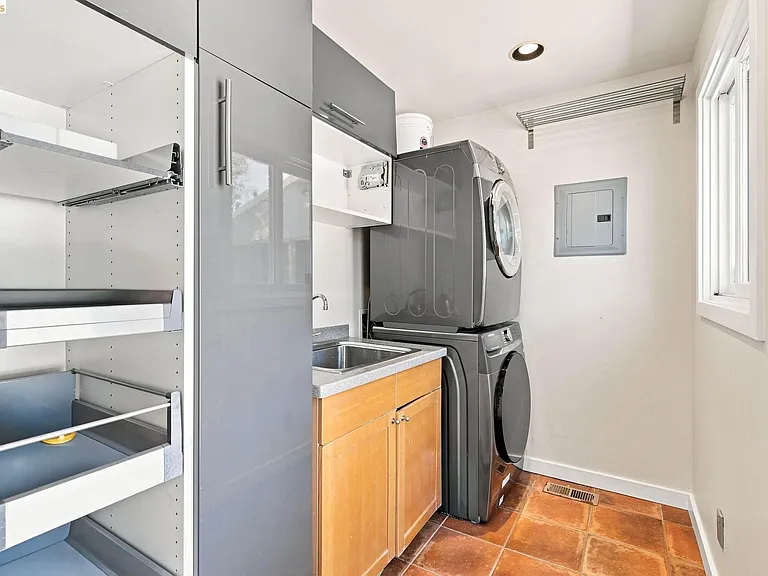 26 Dudley Ct — Photo 7