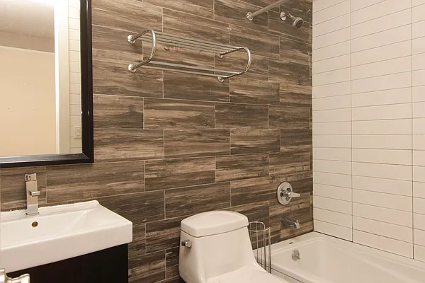 Rented by Nooklyn NYC LLC | media 79