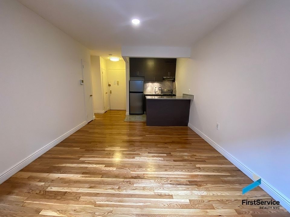 1st image of 50 Prince St APT 2M