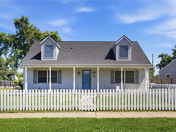 3rd image of 245 Fitchland Dr