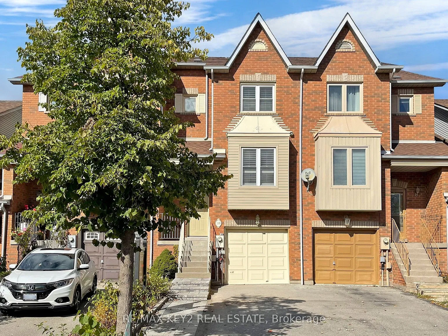 3 bed, $3,425 — Photo 1
