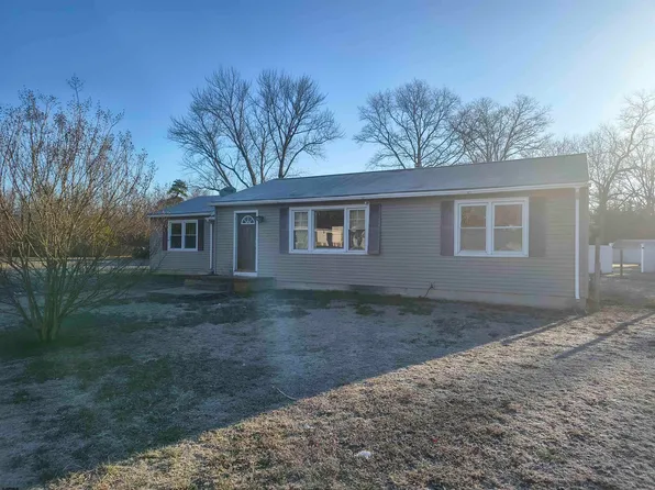 9 Michal Dr, Egg Harbor Township, NJ 08234