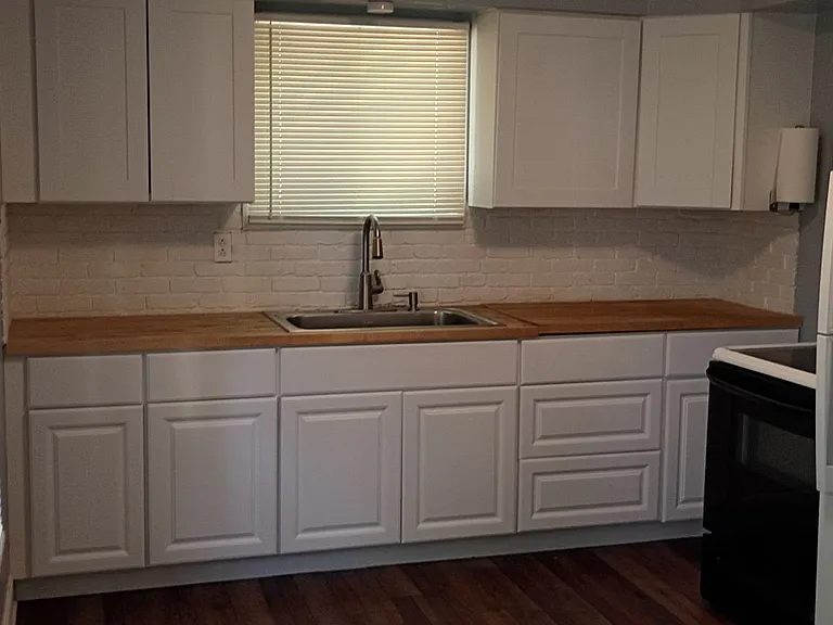 702 Saratoga Ave — Photo 5