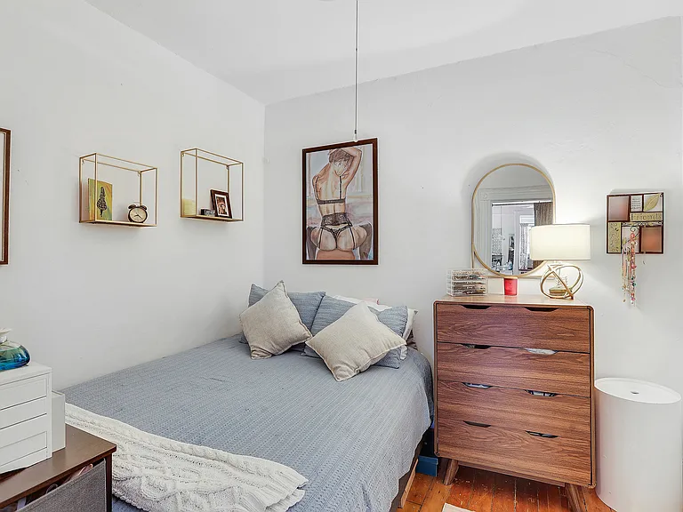 184 Franklin St #7 — Photo 9