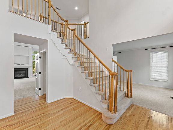 5th image of 2798 Burrough Hill Ln