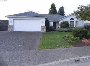 1735 Victorian Way, Eugene, OR 97401