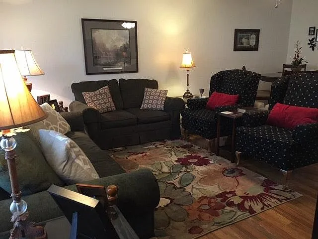 9024 Highbridge Dr — Photo 3