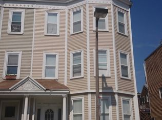 117 L St #2, South Boston, MA 02127